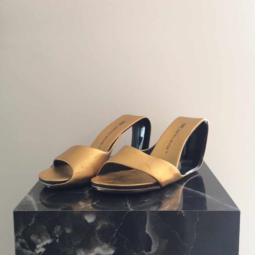 United Nude Gold Hollow Wedge Sandal